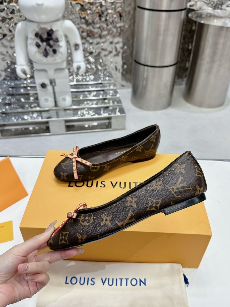 Louis Vuitton Flat Shoes